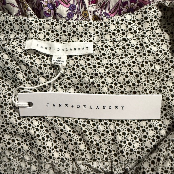 NWT Jane + Delancey White Purple Floral Print V Neck Tank To - Picture 4 of 5